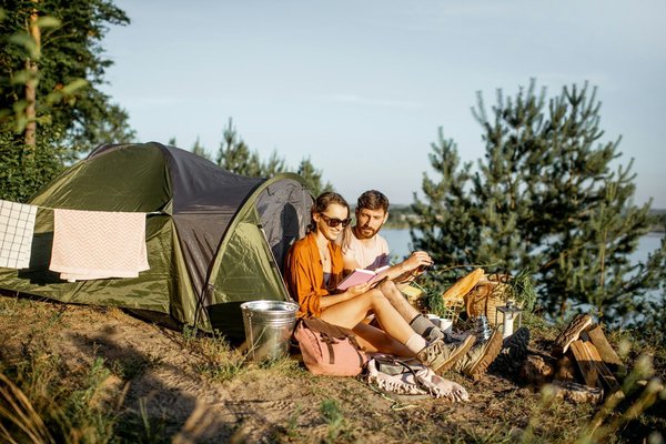 How to find UK campsites that offer outdoor adventure challenges?